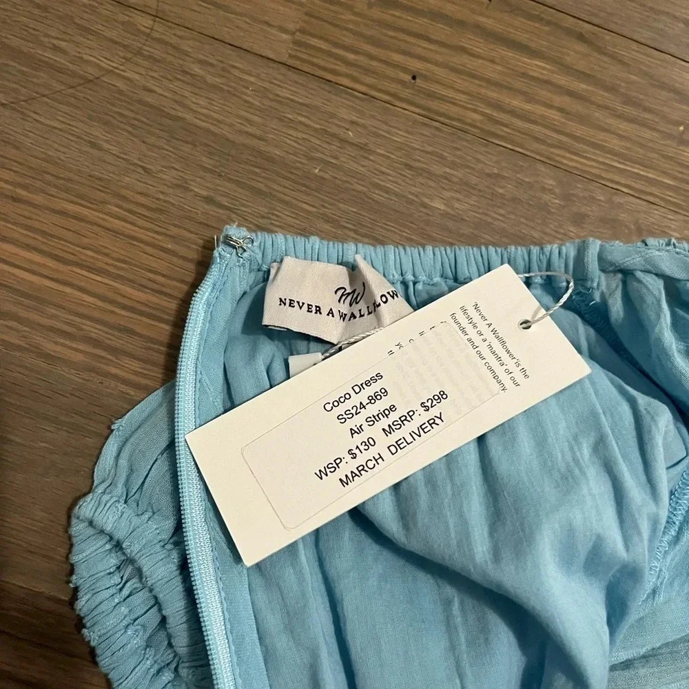 NWT! Never a Wallflower Coco Short Sleeve Dress. Air Stripe (light blue). XS - Picture 9 of 10